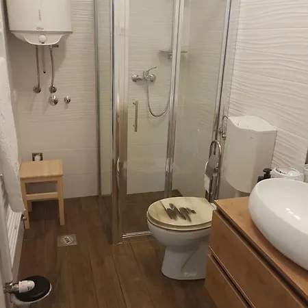 Miran Odmor U Srcu Pule! Iva 60m2. Apartment