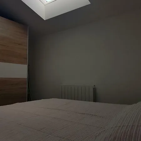 Miran Odmor U Srcu Pule! Iva 60m2. Appartement Pula