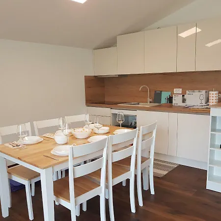 Miran Odmor U Srcu Pule! Iva 60m2. * Pula